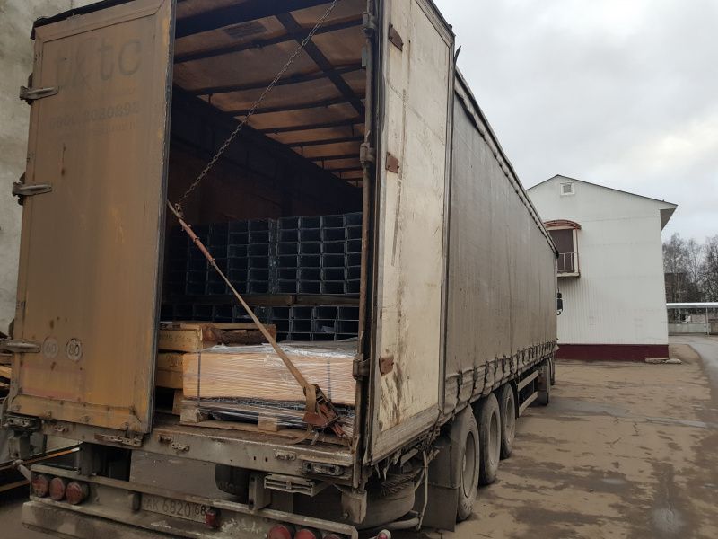 Отгрузка неперфорированного лотка Лидер и консолей в г. Тамбов, 2019